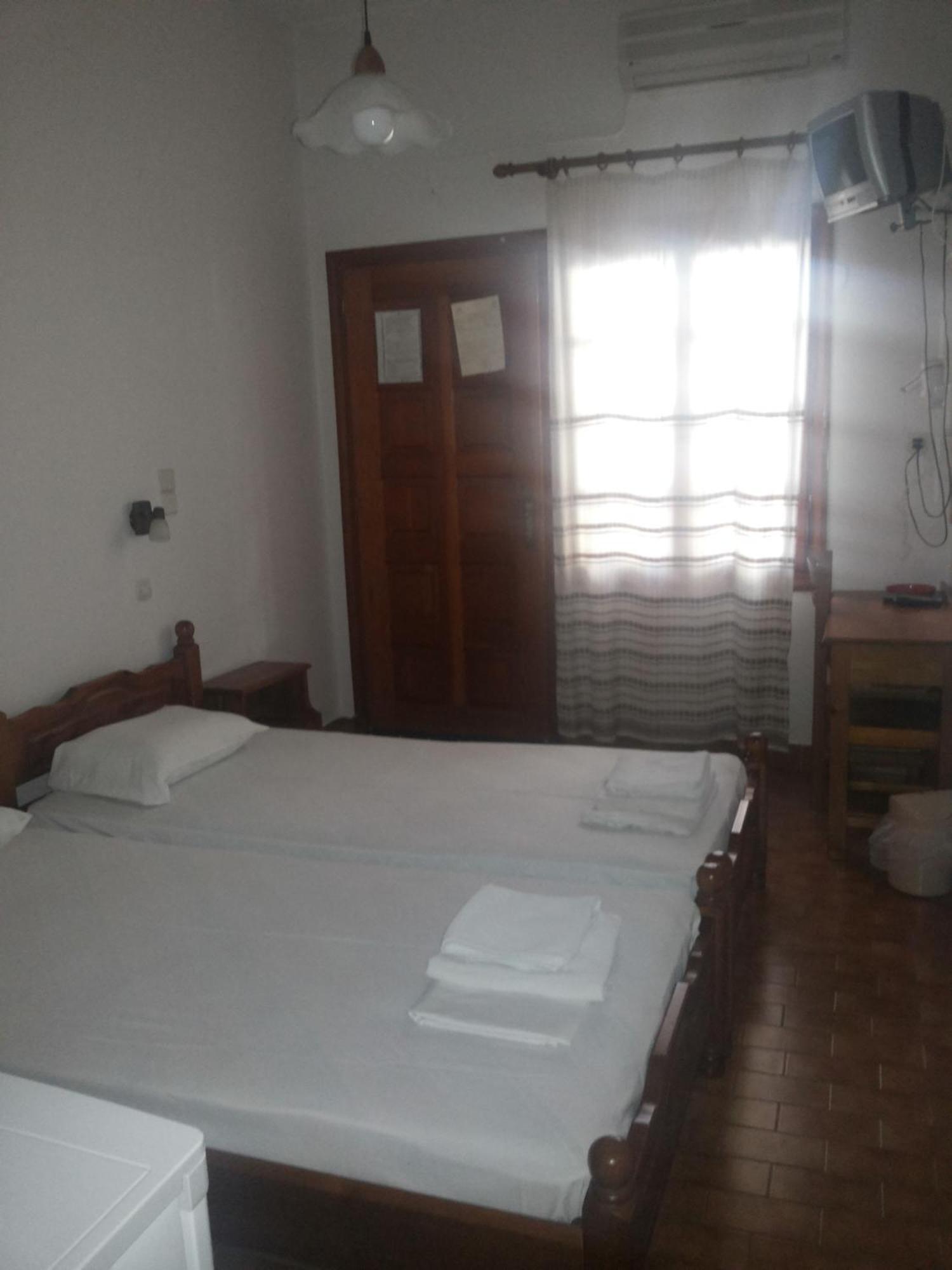 Stelios Rooms Palaiochora Quarto foto